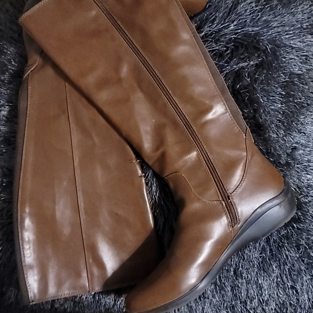 Pesaro Boots
